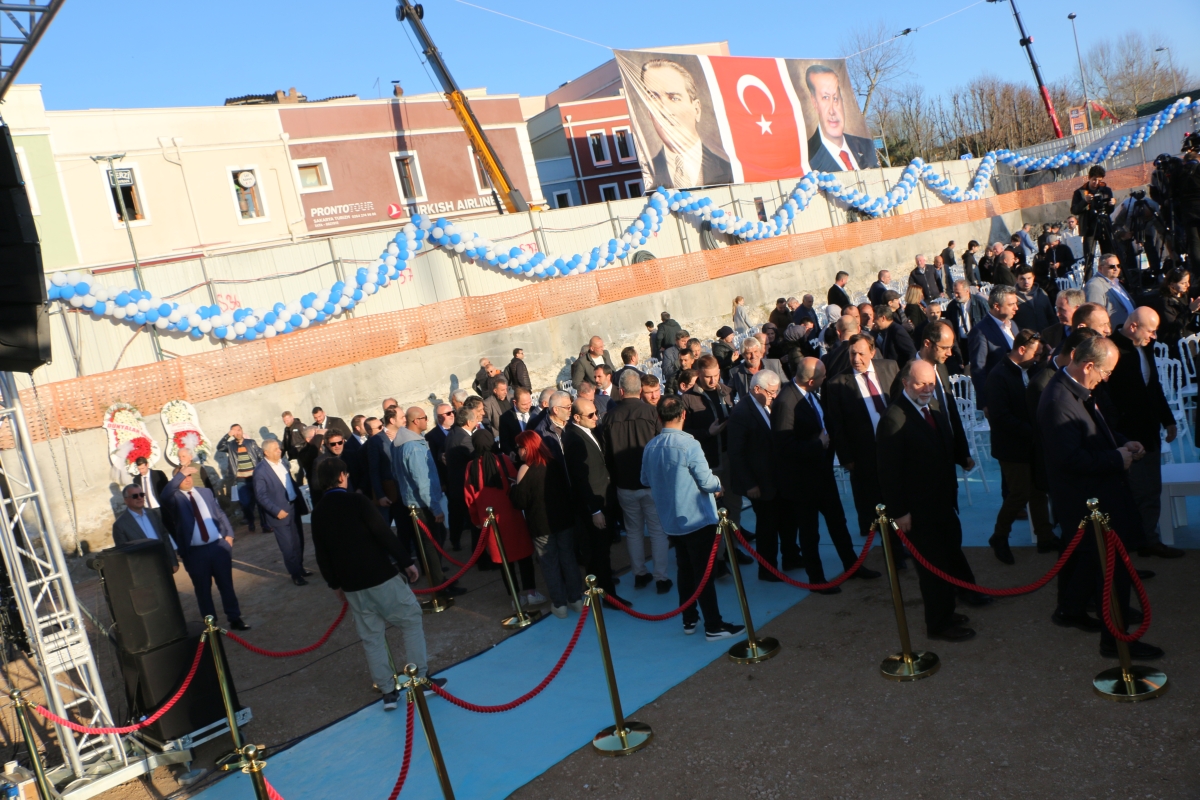 Ada Hayat Yerinde Kentsel Dönüşüm Projesi Temel Atma Töreni Bakan Mehmet Özhaseki' Katılımları ile Sakarya'da Gerçekleşti ( İŞTE GÜNÜN ÖNE ÇIKAN FOTOĞRAFLARI )