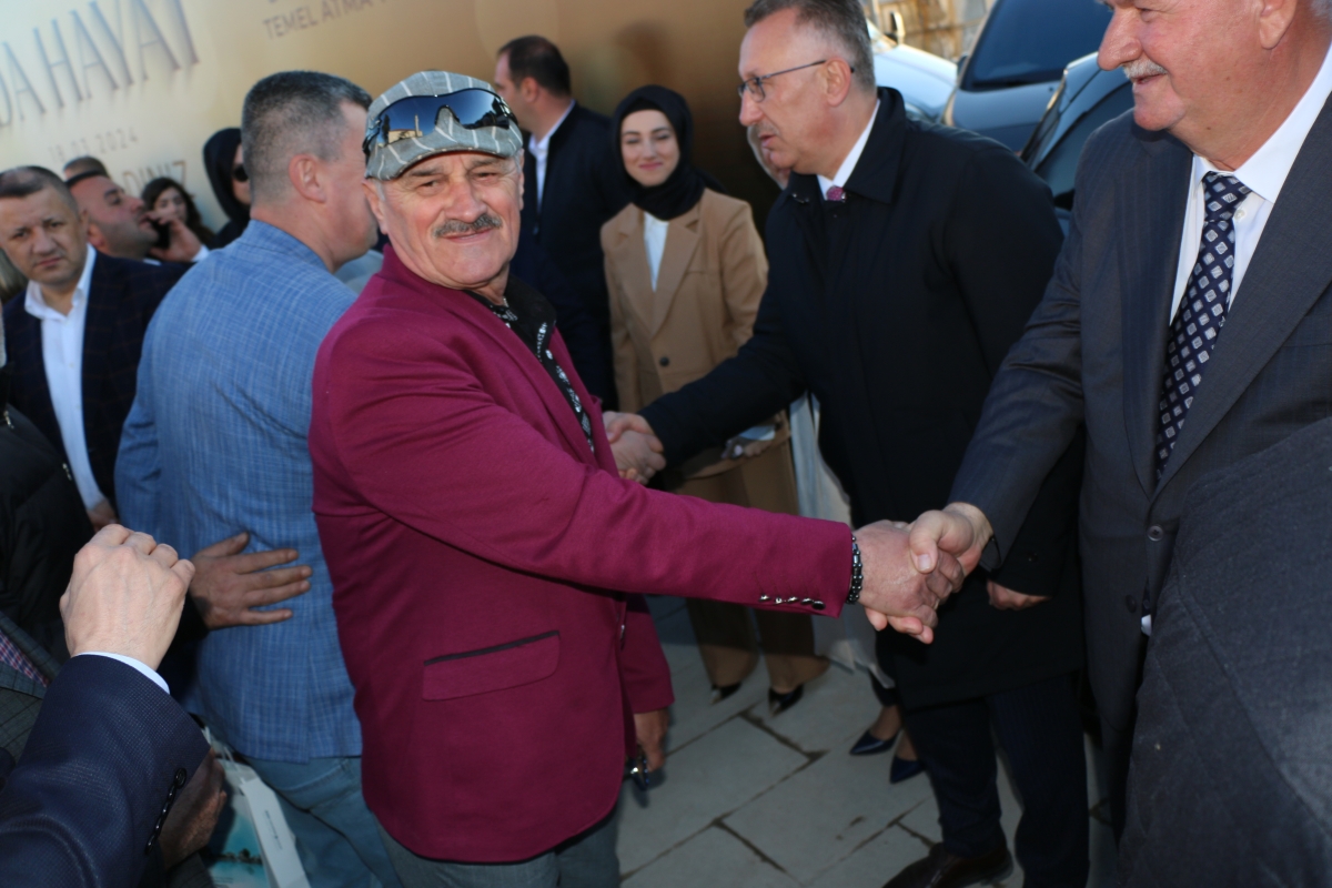 Ada Hayat Yerinde Kentsel Dönüşüm Projesi Temel Atma Töreni Bakan Mehmet Özhaseki' Katılımları ile Sakarya'da Gerçekleşti ( İŞTE GÜNÜN ÖNE ÇIKAN FOTOĞRAFLARI )