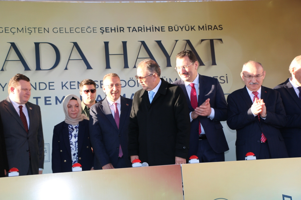 Ada Hayat Yerinde Kentsel Dönüşüm Projesi Temel Atma Töreni Bakan Mehmet Özhaseki' Katılımları ile Sakarya'da Gerçekleşti ( İŞTE GÜNÜN ÖNE ÇIKAN FOTOĞRAFLARI )