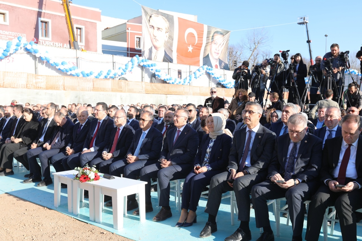 Ada Hayat Yerinde Kentsel Dönüşüm Projesi Temel Atma Töreni Bakan Mehmet Özhaseki' Katılımları ile Sakarya'da Gerçekleşti ( İŞTE GÜNÜN ÖNE ÇIKAN FOTOĞRAFLARI )