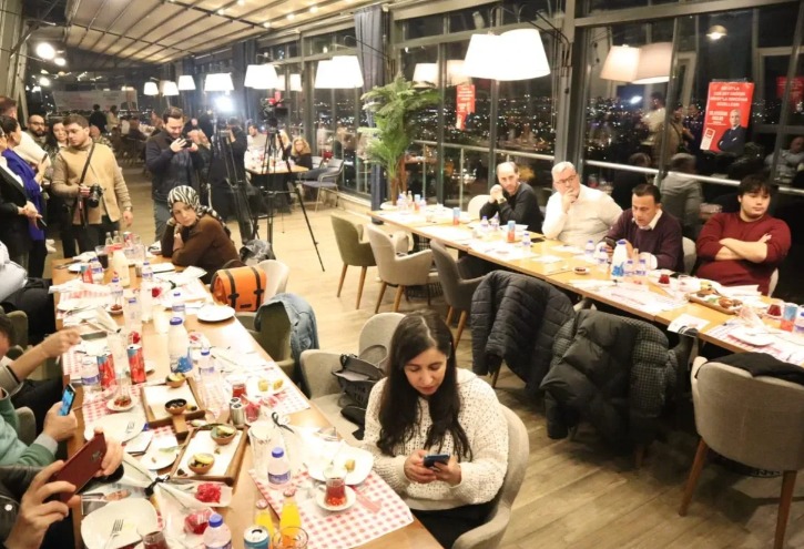 Dr. Aydoğan Arslan yerel basınla iftarda bir araya geldi ( GÜNÜN ÖNE ÇIKAN PROĞRAMLARI )
