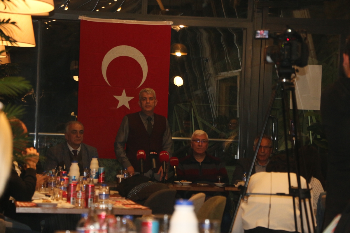 Dr. Aydoğan Arslan yerel basınla iftarda bir araya geldi ( GÜNÜN ÖNE ÇIKAN PROĞRAMLARI )