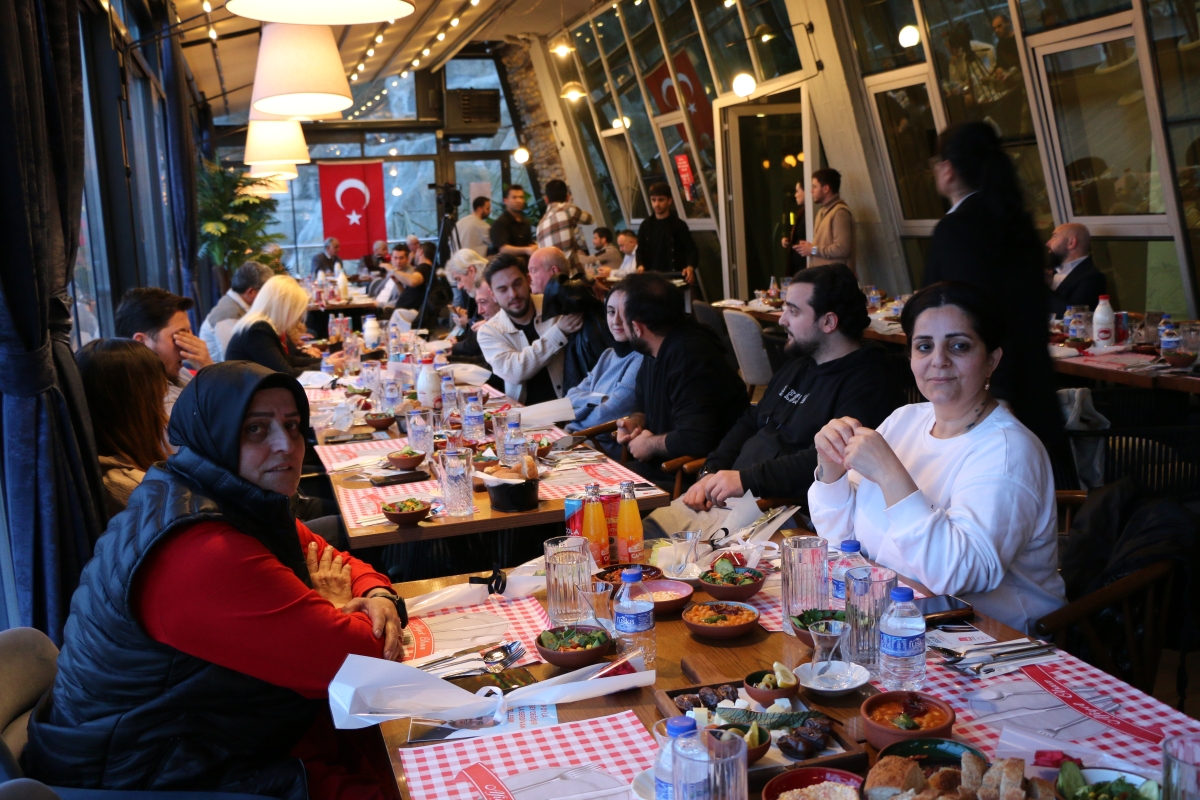 Dr. Aydoğan Arslan yerel basınla iftarda bir araya geldi ( GÜNÜN ÖNE ÇIKAN PROĞRAMLARI )