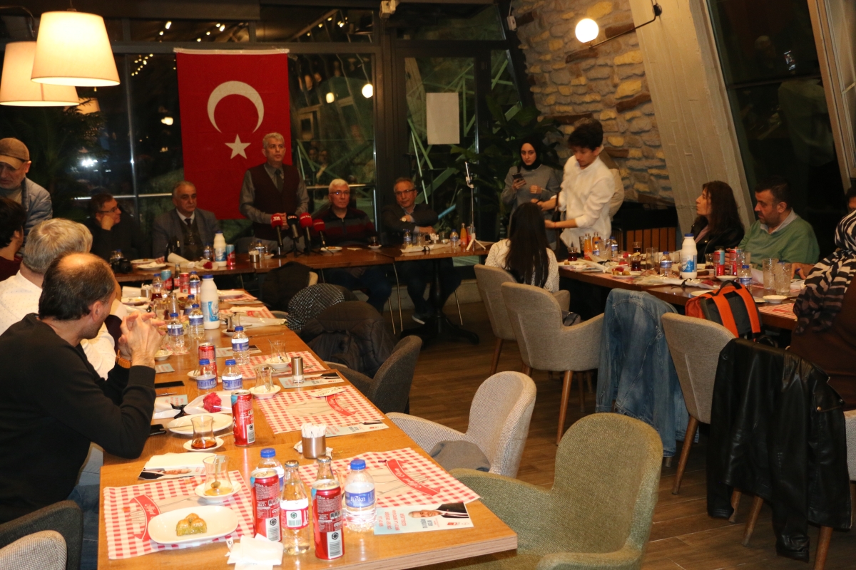 Dr. Aydoğan Arslan yerel basınla iftarda bir araya geldi ( GÜNÜN ÖNE ÇIKAN PROĞRAMLARI )