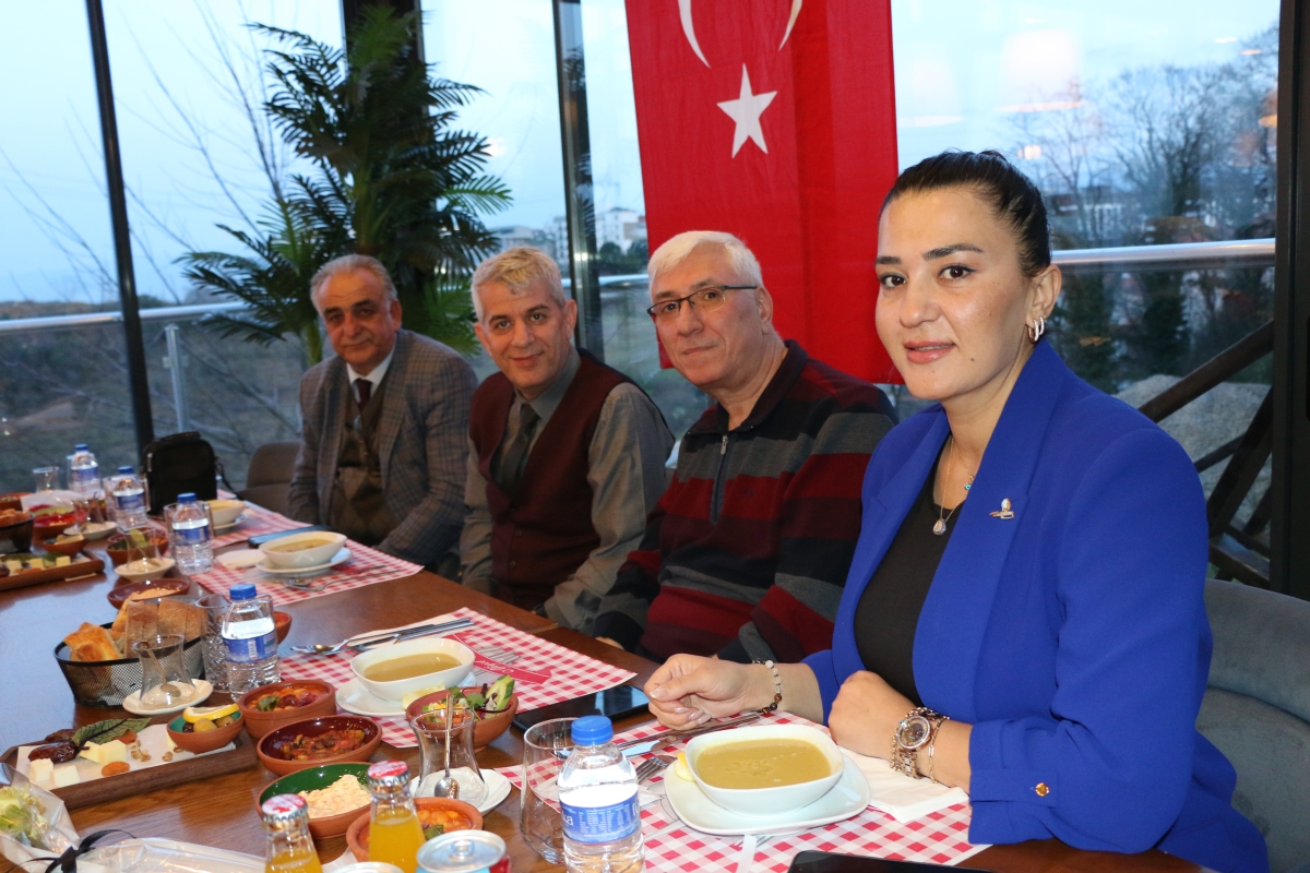 Dr. Aydoğan Arslan yerel basınla iftarda bir araya geldi ( GÜNÜN ÖNE ÇIKAN PROĞRAMLARI )