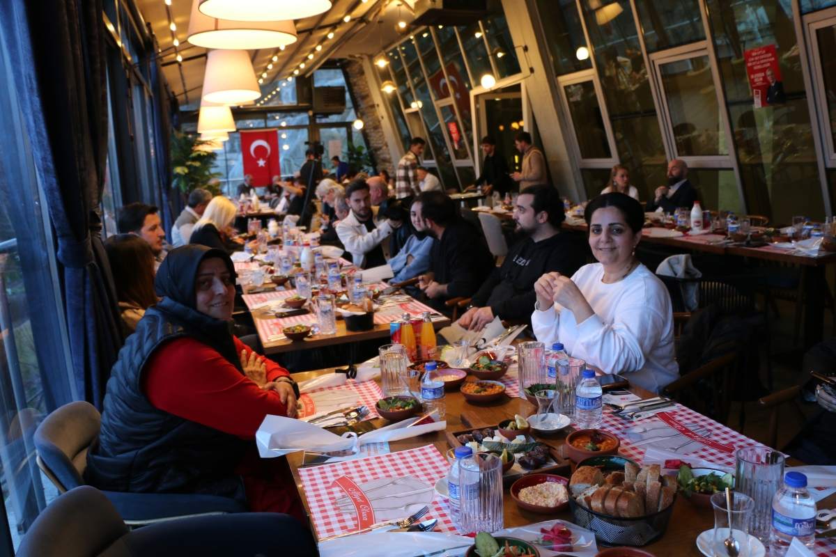 Dr. Aydoğan Arslan yerel basınla iftarda bir araya geldi ( GÜNÜN ÖNE ÇIKAN PROĞRAMLARI )