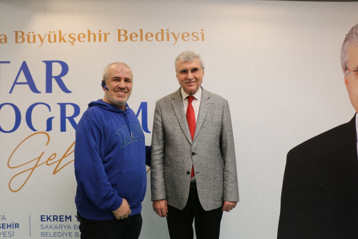 Sakarya Büyükşehir Belediye Başkanı Ekrem Yüce'nin Basına Veda Yemeği (GECEYE DAMGASINI VURAN HATIRA FOTOĞRAFLARI )
