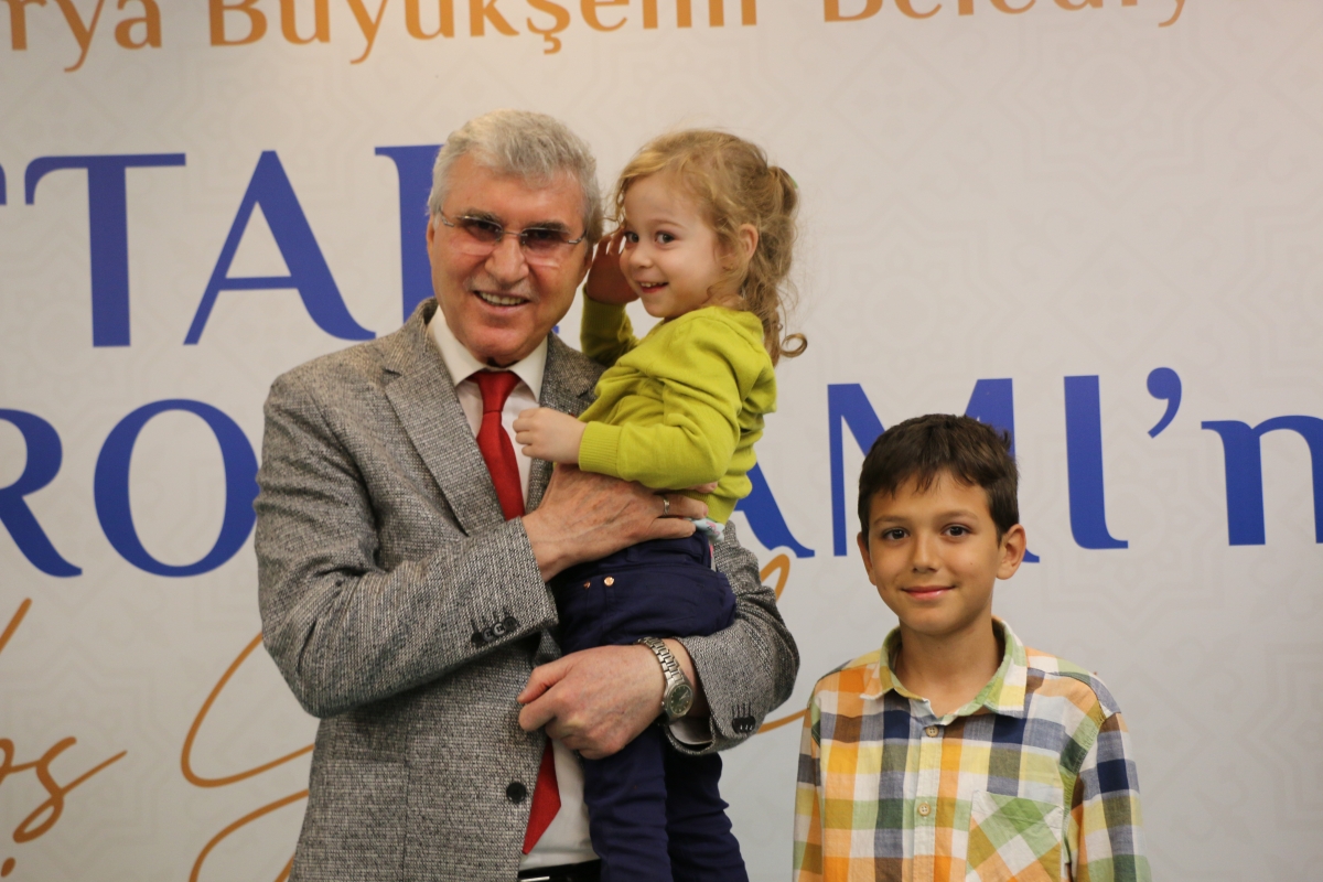 Sakarya Büyükşehir Belediye Başkanı Ekrem Yüce'nin Basına Veda Yemeği (GECEYE DAMGASINI VURAN HATIRA FOTOĞRAFLARI )