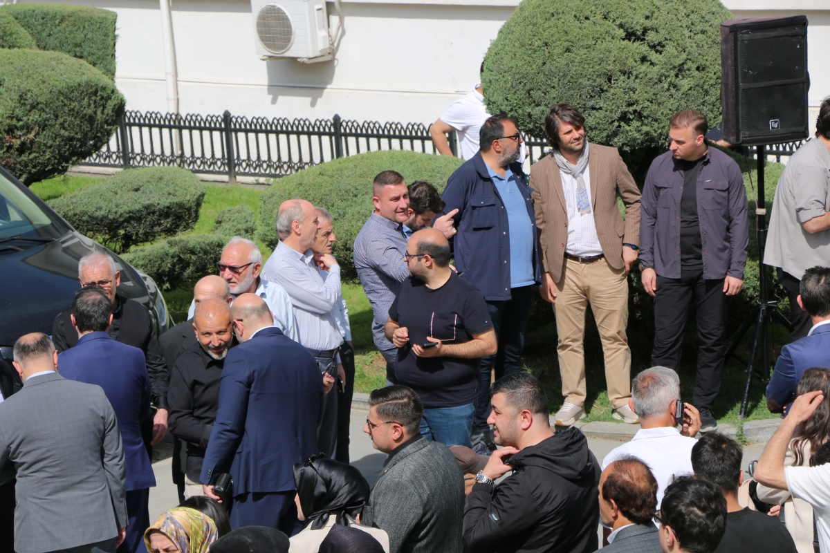 Sakarya Büyükşehir Belediyesinde devir teslim heyecanı ( GÜNÜN ÖNE ÇIKAN FOTOĞRAFLARI )