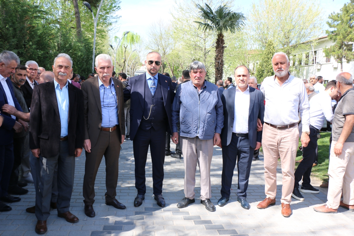 Sakarya Büyükşehir Belediyesinde devir teslim heyecanı ( GÜNÜN ÖNE ÇIKAN FOTOĞRAFLARI )