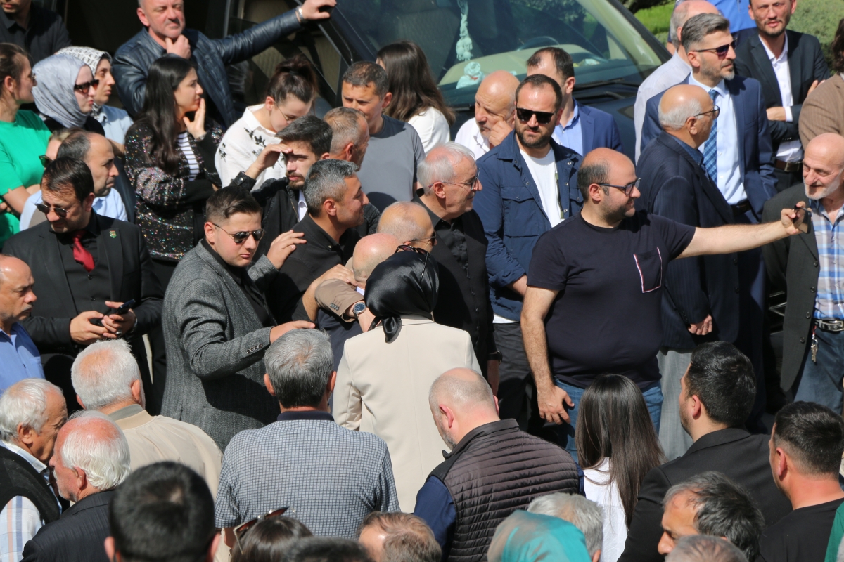 Sakarya Büyükşehir Belediyesinde devir teslim heyecanı ( GÜNÜN ÖNE ÇIKAN FOTOĞRAFLARI )