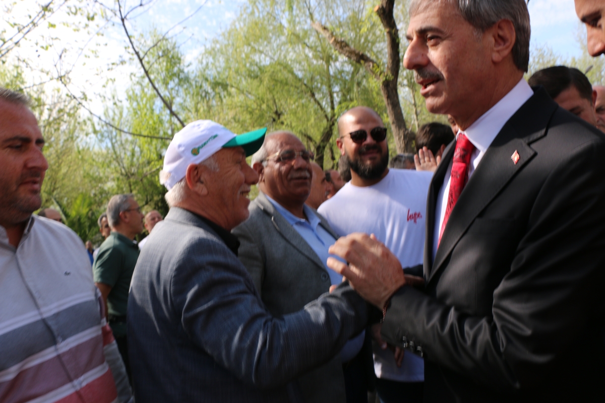 Sakarya Büyükşehir Belediyesinde devir teslim heyecanı ( GÜNÜN ÖNE ÇIKAN FOTOĞRAFLARI )