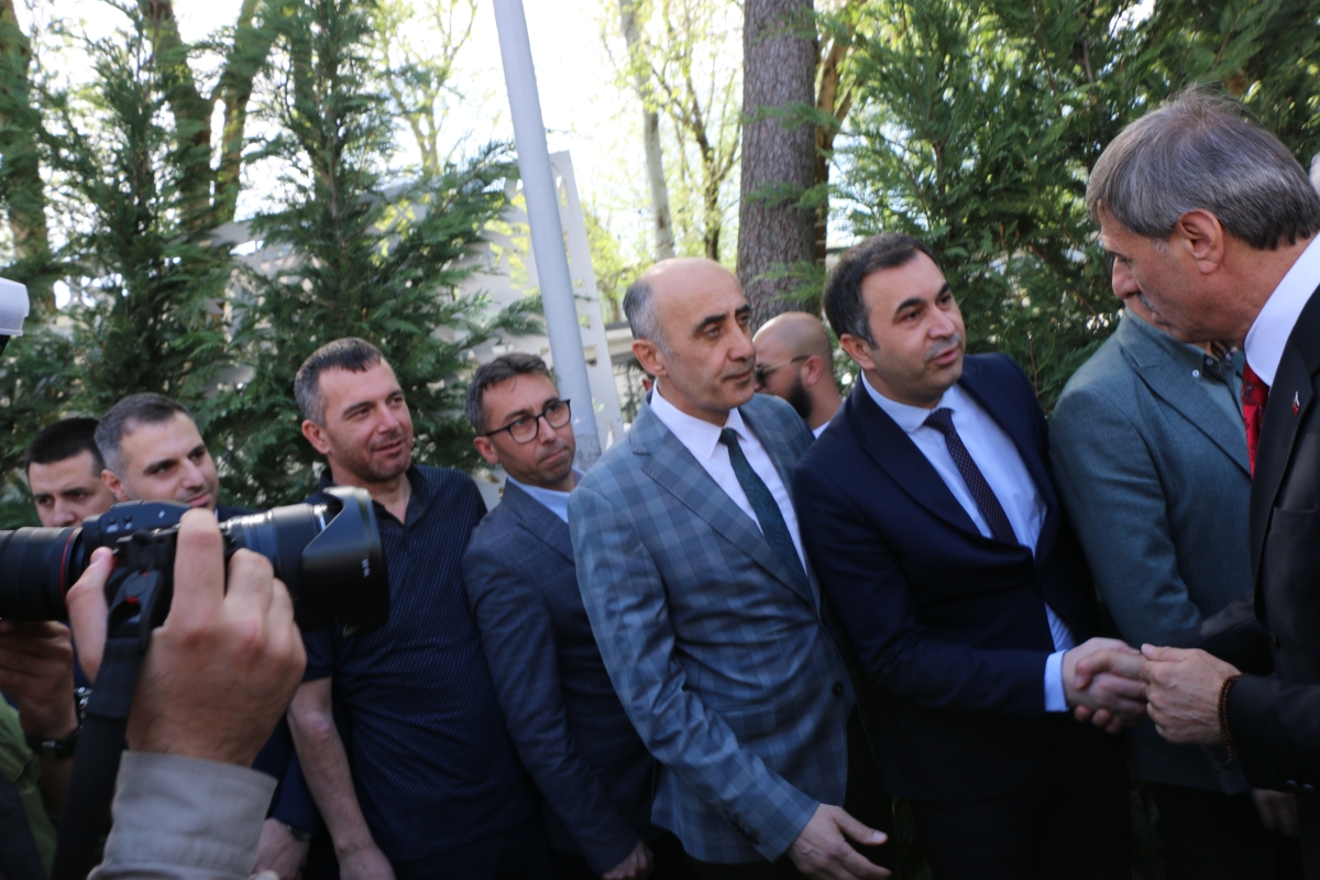 Sakarya Büyükşehir Belediyesinde devir teslim heyecanı ( GÜNÜN ÖNE ÇIKAN FOTOĞRAFLARI )