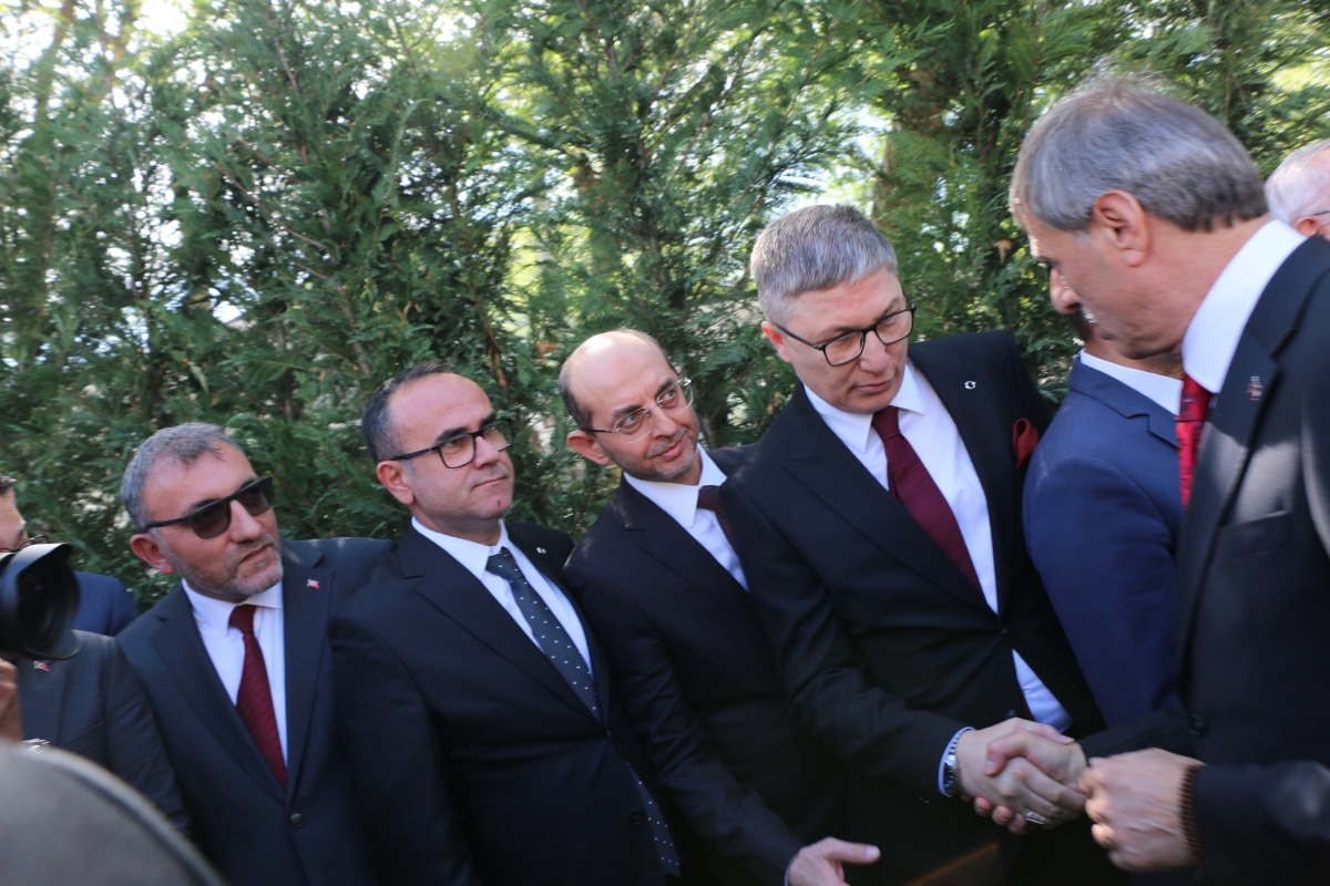 Sakarya Büyükşehir Belediyesinde devir teslim heyecanı ( GÜNÜN ÖNE ÇIKAN FOTOĞRAFLARI )