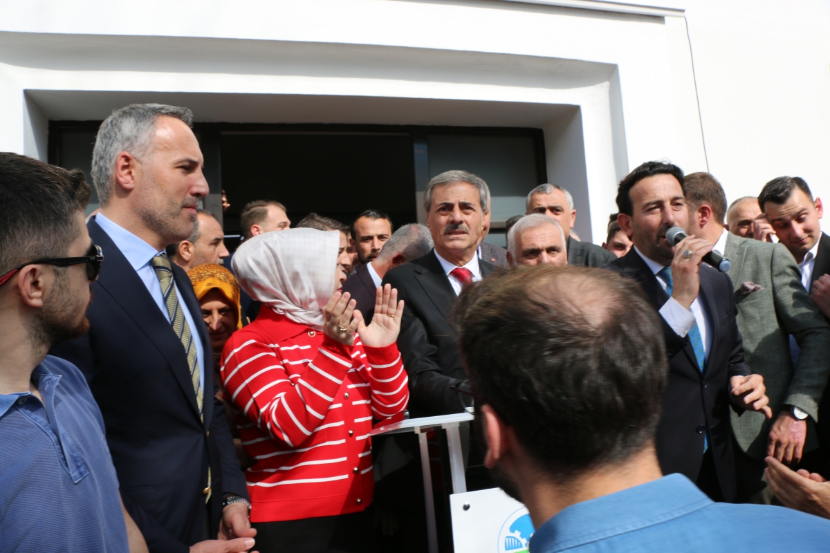 Sakarya Büyükşehir Belediyesinde devir teslim heyecanı ( GÜNÜN ÖNE ÇIKAN FOTOĞRAFLARI )