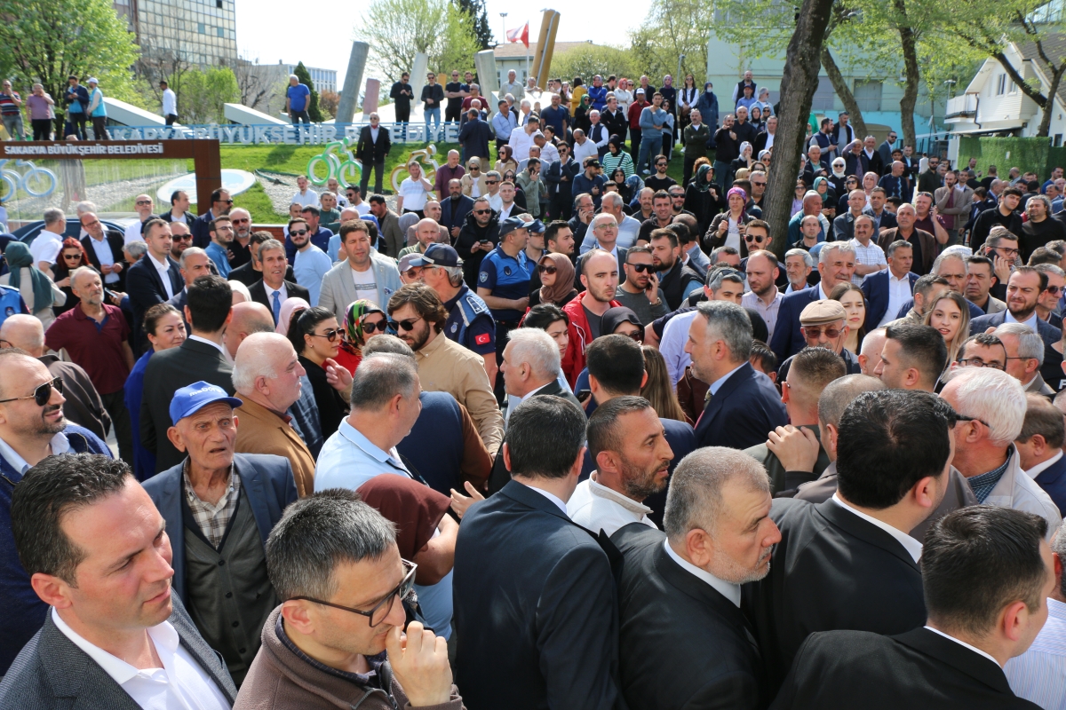 Sakarya Büyükşehir Belediyesinde devir teslim heyecanı ( GÜNÜN ÖNE ÇIKAN FOTOĞRAFLARI )
