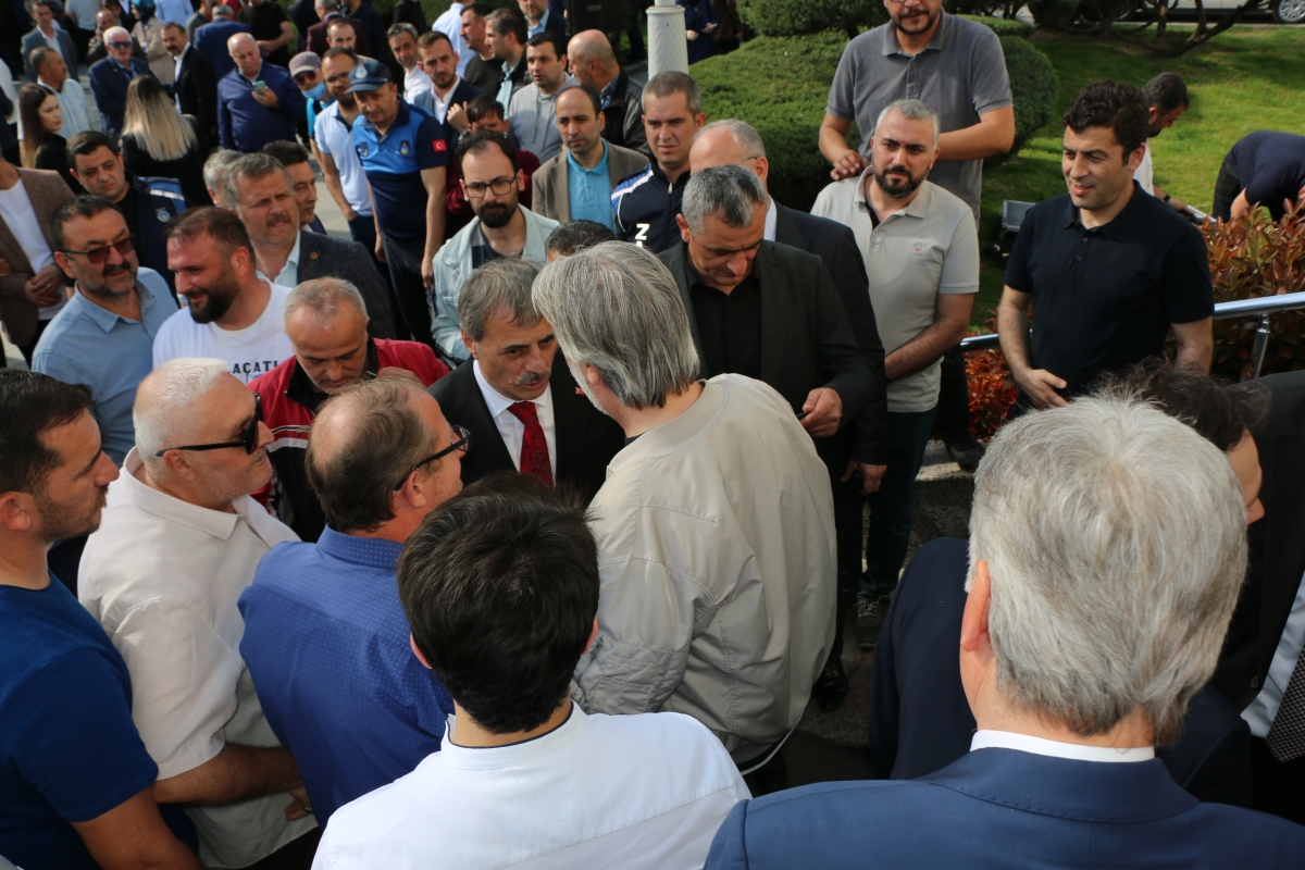 Sakarya Büyükşehir Belediyesinde devir teslim heyecanı ( GÜNÜN ÖNE ÇIKAN FOTOĞRAFLARI )