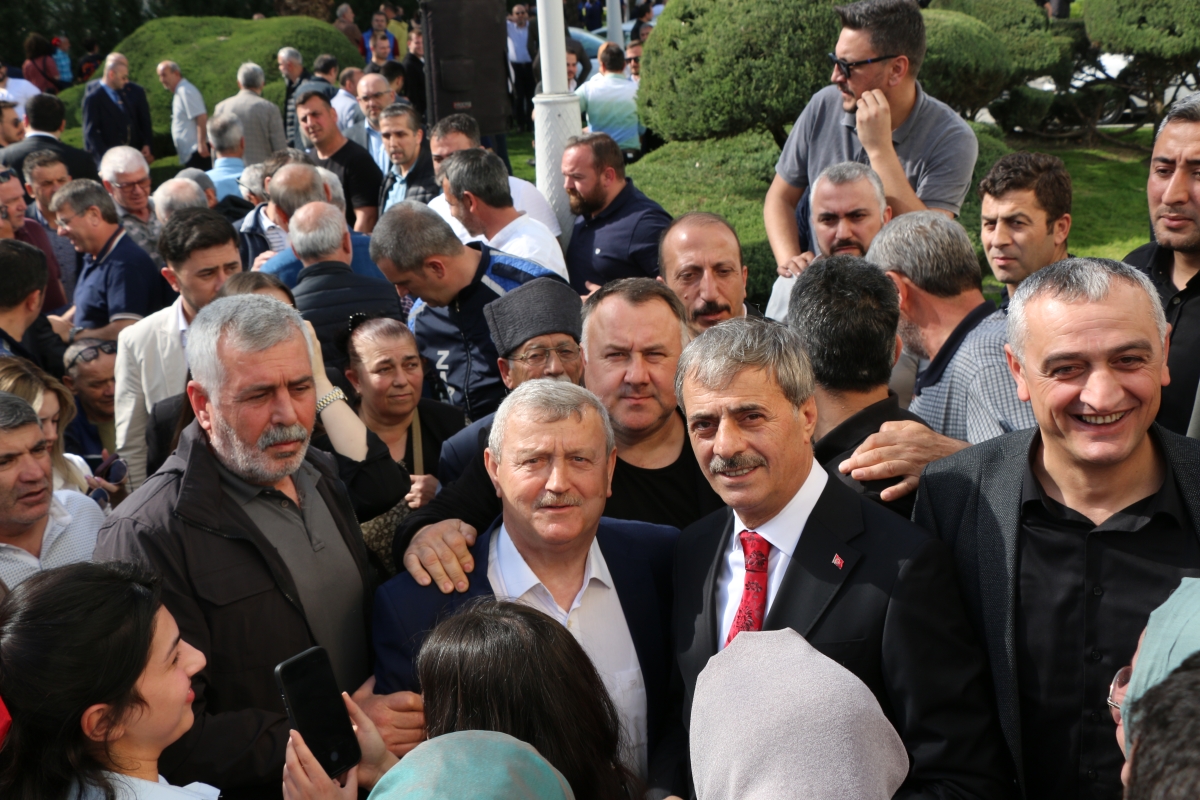 Sakarya Büyükşehir Belediyesinde devir teslim heyecanı ( GÜNÜN ÖNE ÇIKAN FOTOĞRAFLARI )