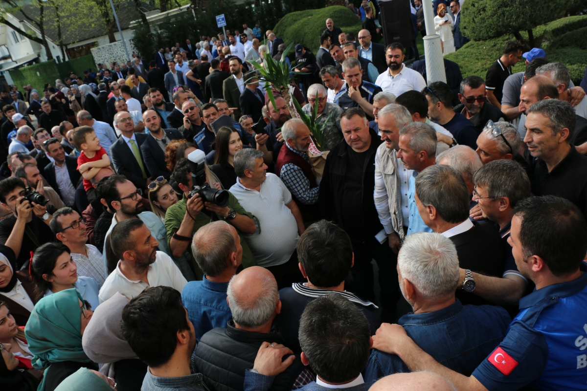 Sakarya Büyükşehir Belediyesinde devir teslim heyecanı ( GÜNÜN ÖNE ÇIKAN FOTOĞRAFLARI )