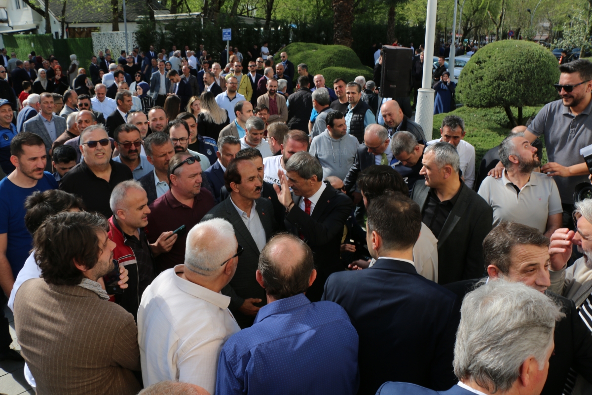 Sakarya Büyükşehir Belediyesinde devir teslim heyecanı ( GÜNÜN ÖNE ÇIKAN FOTOĞRAFLARI )