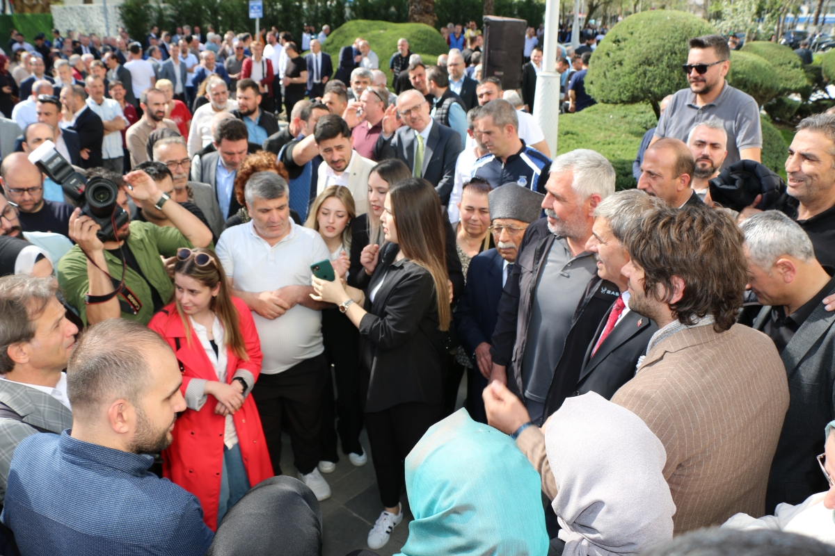 Sakarya Büyükşehir Belediyesinde devir teslim heyecanı ( GÜNÜN ÖNE ÇIKAN FOTOĞRAFLARI )