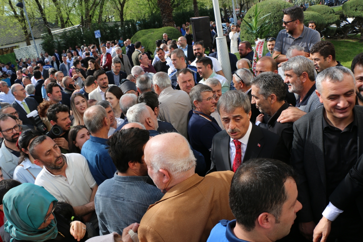 Sakarya Büyükşehir Belediyesinde devir teslim heyecanı ( GÜNÜN ÖNE ÇIKAN FOTOĞRAFLARI )