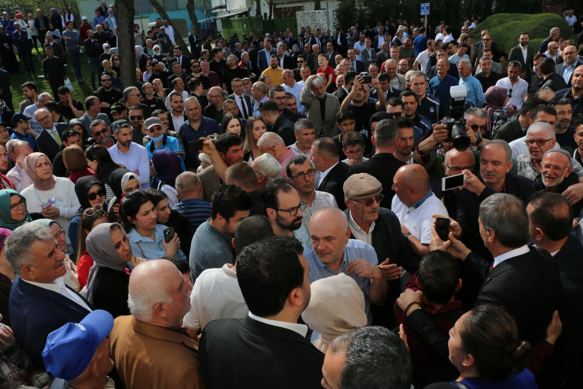 Sakarya Büyükşehir Belediyesinde devir teslim heyecanı ( GÜNÜN ÖNE ÇIKAN FOTOĞRAFLARI )