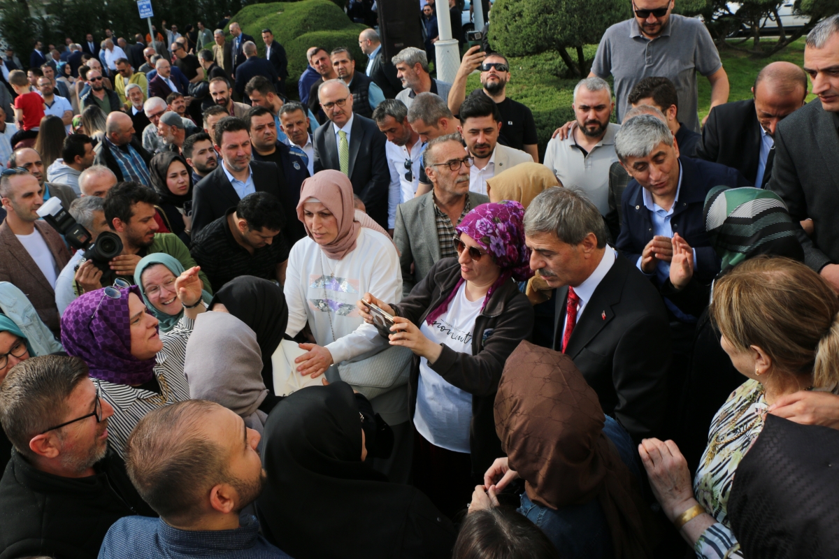Sakarya Büyükşehir Belediyesinde devir teslim heyecanı ( GÜNÜN ÖNE ÇIKAN FOTOĞRAFLARI )