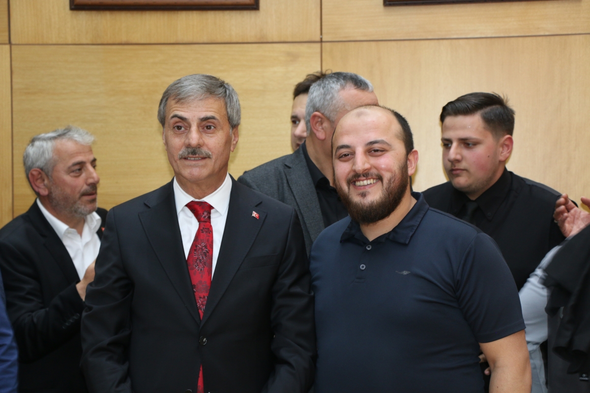Sakarya Büyükşehir Belediyesinde devir teslim heyecanı ( GÜNÜN ÖNE ÇIKAN FOTOĞRAFLARI )