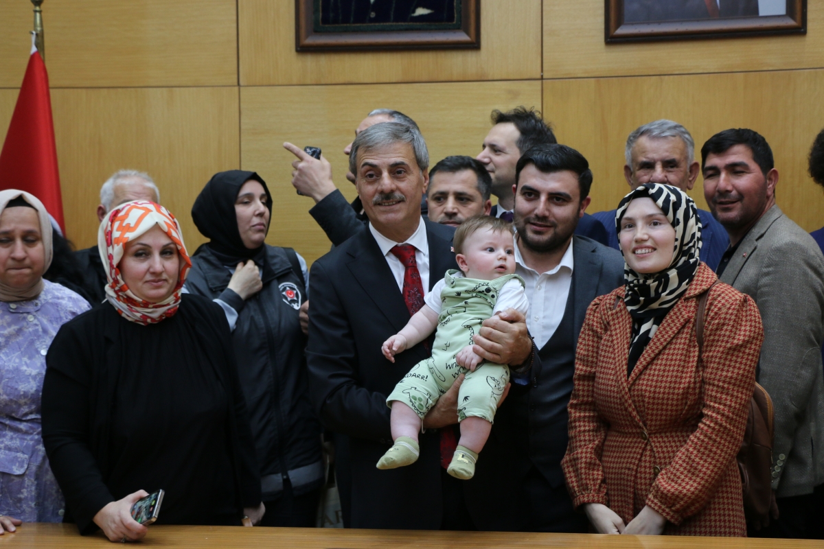 Sakarya Büyükşehir Belediyesinde devir teslim heyecanı ( GÜNÜN ÖNE ÇIKAN FOTOĞRAFLARI )