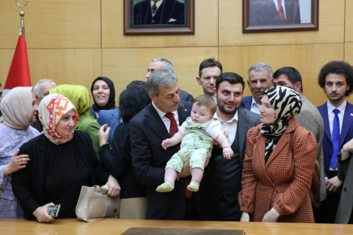 Sakarya Büyükşehir Belediyesinde devir teslim heyecanı ( GÜNÜN ÖNE ÇIKAN FOTOĞRAFLARI )