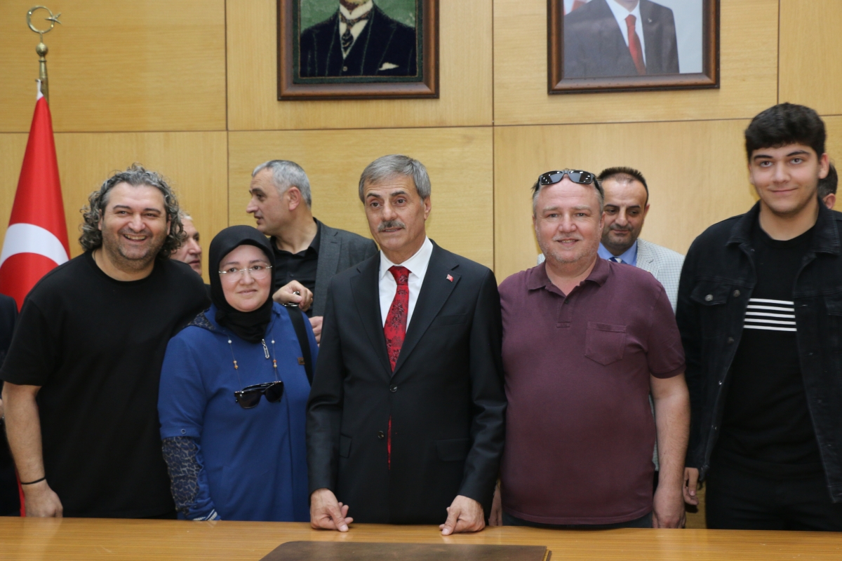 Sakarya Büyükşehir Belediyesinde devir teslim heyecanı ( GÜNÜN ÖNE ÇIKAN FOTOĞRAFLARI )