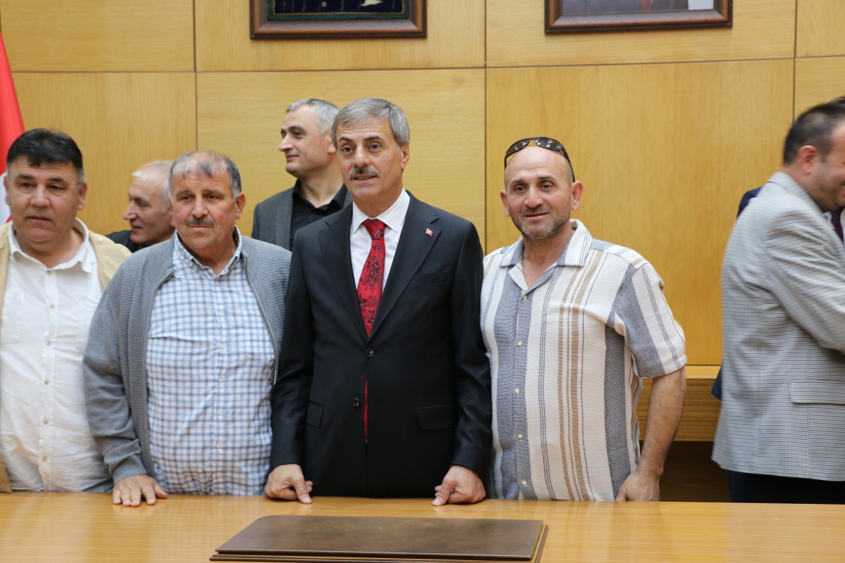 Sakarya Büyükşehir Belediyesinde devir teslim heyecanı ( GÜNÜN ÖNE ÇIKAN FOTOĞRAFLARI )