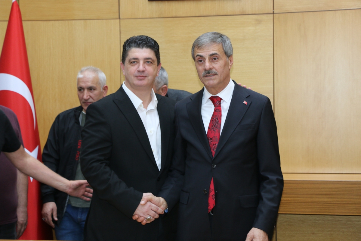 Sakarya Büyükşehir Belediyesinde devir teslim heyecanı ( GÜNÜN ÖNE ÇIKAN FOTOĞRAFLARI )
