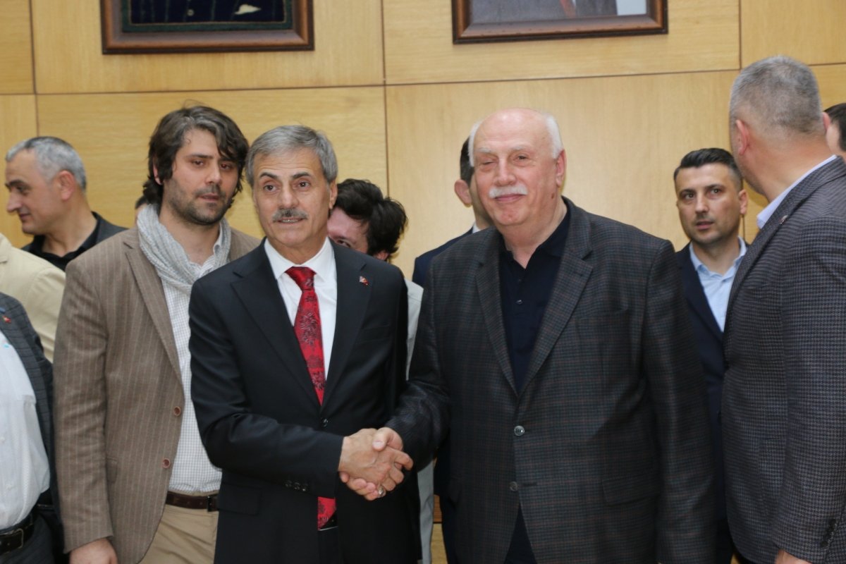 Sakarya Büyükşehir Belediyesinde devir teslim heyecanı ( GÜNÜN ÖNE ÇIKAN FOTOĞRAFLARI )