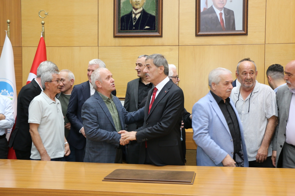 Sakarya Büyükşehir Belediyesinde devir teslim heyecanı ( GÜNÜN ÖNE ÇIKAN FOTOĞRAFLARI )