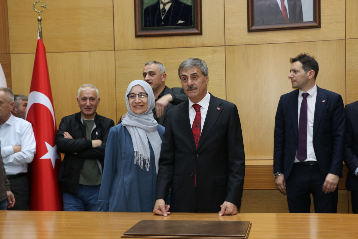 Sakarya Büyükşehir Belediyesinde devir teslim heyecanı ( GÜNÜN ÖNE ÇIKAN FOTOĞRAFLARI )