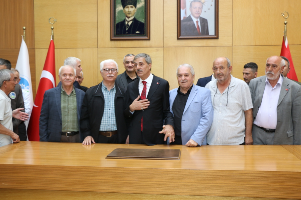 Sakarya Büyükşehir Belediyesinde devir teslim heyecanı ( GÜNÜN ÖNE ÇIKAN FOTOĞRAFLARI )
