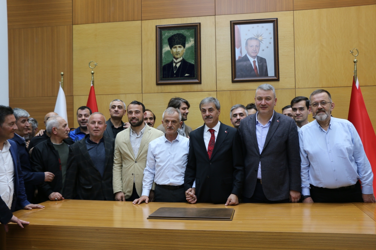 Sakarya Büyükşehir Belediyesinde devir teslim heyecanı ( GÜNÜN ÖNE ÇIKAN FOTOĞRAFLARI )