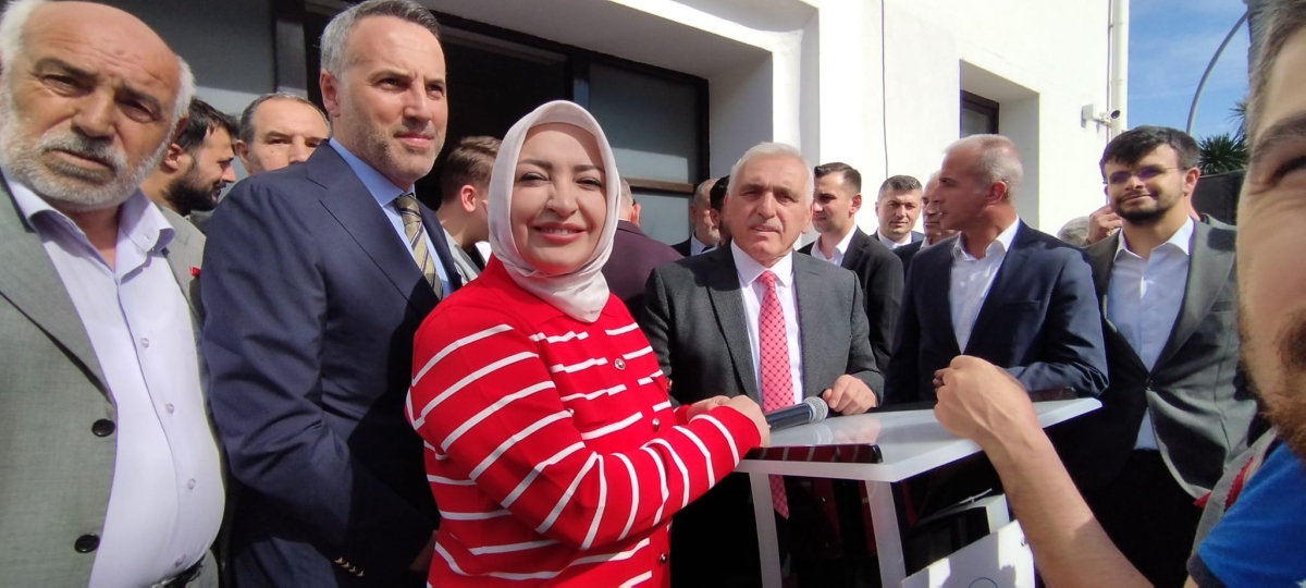 Sakarya Büyükşehir Belediyesinde devir teslim heyecanı ( GÜNÜN ÖNE ÇIKAN FOTOĞRAFLARI )