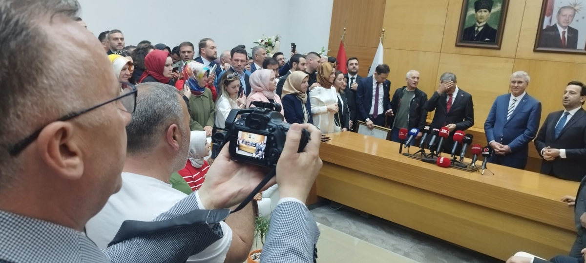 Sakarya Büyükşehir Belediyesinde devir teslim heyecanı ( GÜNÜN ÖNE ÇIKAN FOTOĞRAFLARI )
