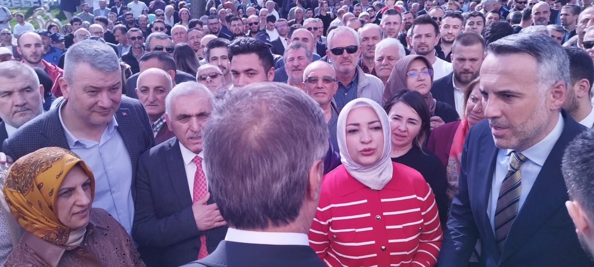 Sakarya Büyükşehir Belediyesinde devir teslim heyecanı ( GÜNÜN ÖNE ÇIKAN FOTOĞRAFLARI )