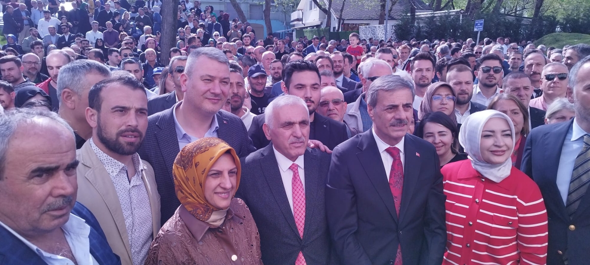 Sakarya Büyükşehir Belediyesinde devir teslim heyecanı ( GÜNÜN ÖNE ÇIKAN FOTOĞRAFLARI )