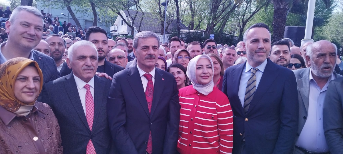 Sakarya Büyükşehir Belediyesinde devir teslim heyecanı  ( GÜNÜN ÖNE ÇIKAN FOTOĞRAFLARI )