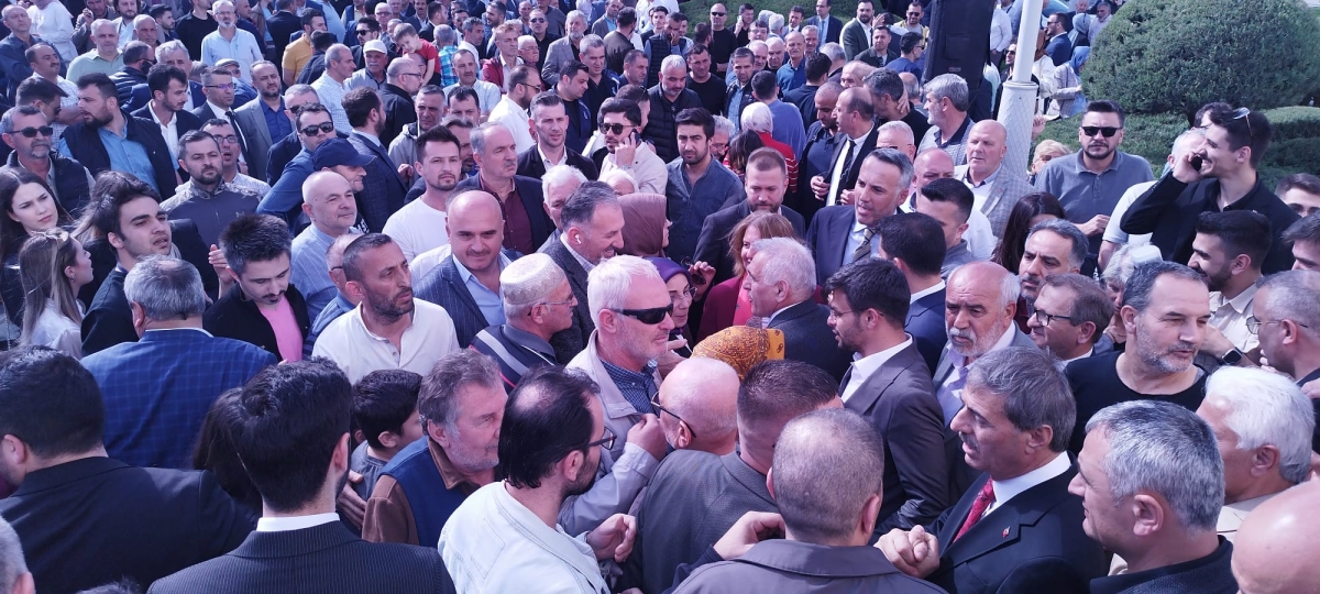 Sakarya Büyükşehir Belediyesinde devir teslim heyecanı ( GÜNÜN ÖNE ÇIKAN FOTOĞRAFLARI )