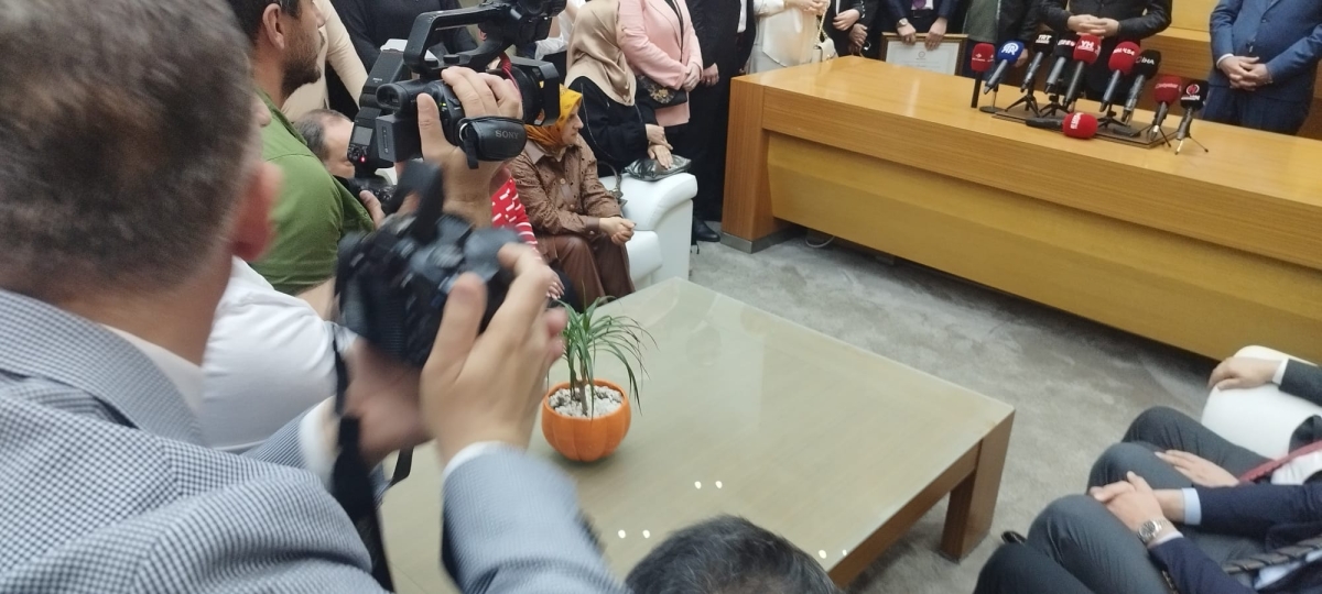 Sakarya Büyükşehir Belediyesinde devir teslim heyecanı ( GÜNÜN ÖNE ÇIKAN FOTOĞRAFLARI )