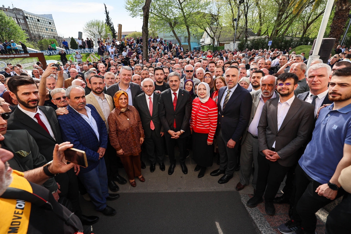 Sakarya Büyükşehir’de hizmet bayrağı artık Yusuf Alemdar’da: “Bizim yarışımız, hizmet yarışıdır” ( GÜNÜN ÖNE ÇIKAN FOTOĞRAFLARI )