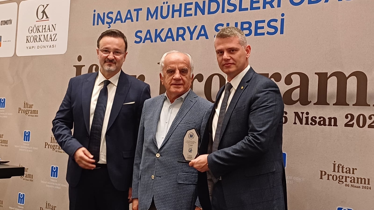 İnşaat Mühendisleri Odası Sakarya Şubesi'nden özel Ramazan İftar Programı: Bilinçlendirme ve Birlik Beraberlik (GECENİN ÖNE ÇIKAN FOTOĞRAFLARI )