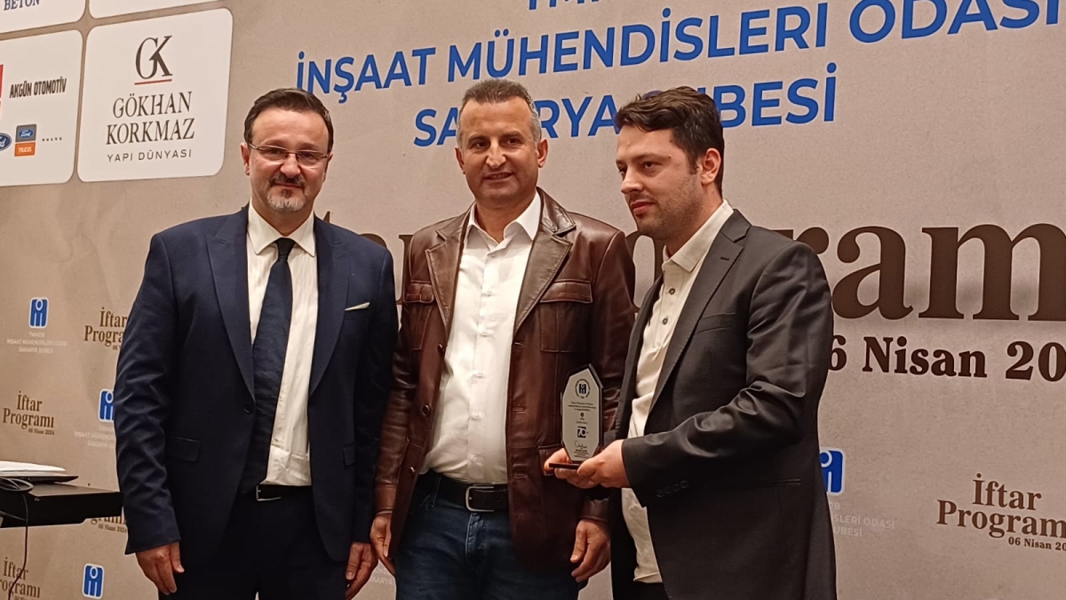 İnşaat Mühendisleri Odası Sakarya Şubesi'nden özel Ramazan İftar Programı: Bilinçlendirme ve Birlik Beraberlik (GECENİN ÖNE ÇIKAN FOTOĞRAFLARI )