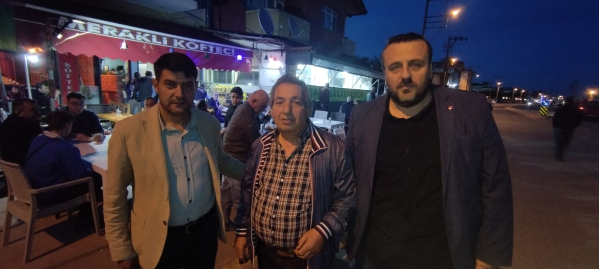 Meraklı Köfteci Yakup Barış Özgür Usta'dan 5'nci Geleneksel İftar Yemeği ( GÜNÜN ÖNE ÇIKAN FOTOĞRAFLARI )